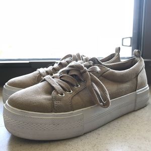 DIVIDED Tan Platform Sneaker!